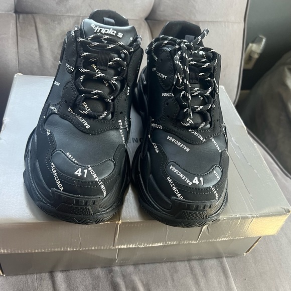 wore them 2x shoes are size 8 but run big like size9-9.5 - Picture 4 of 7